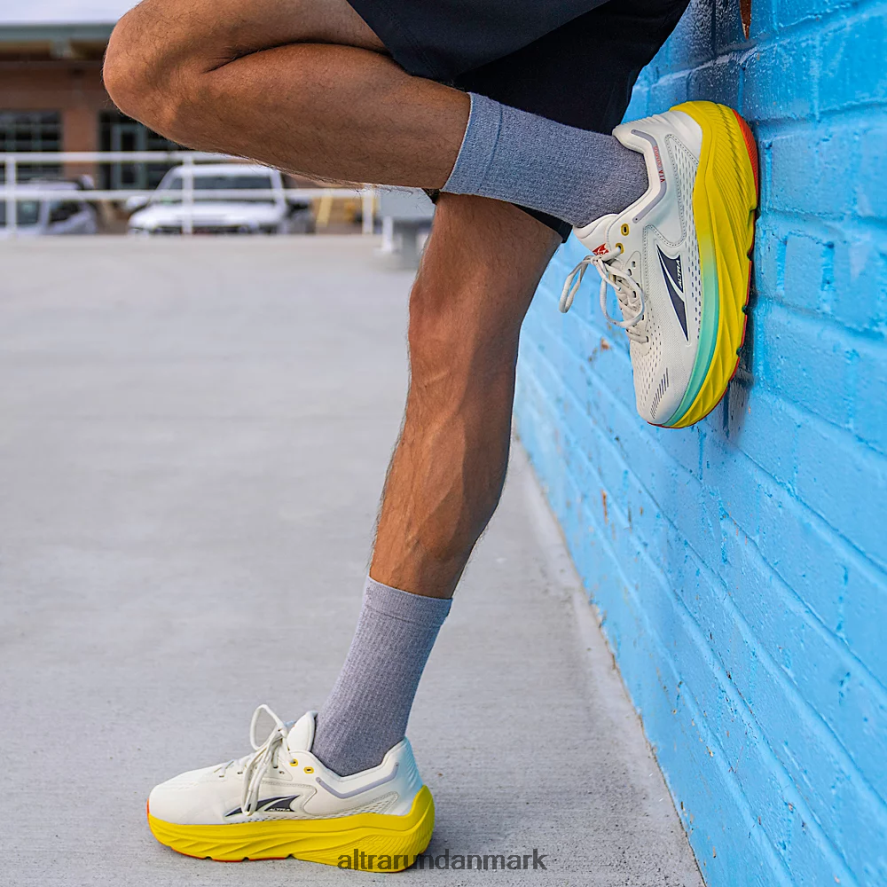 Mænd grå/gul via Olympus 2J4ZN8254 Altra vejsko